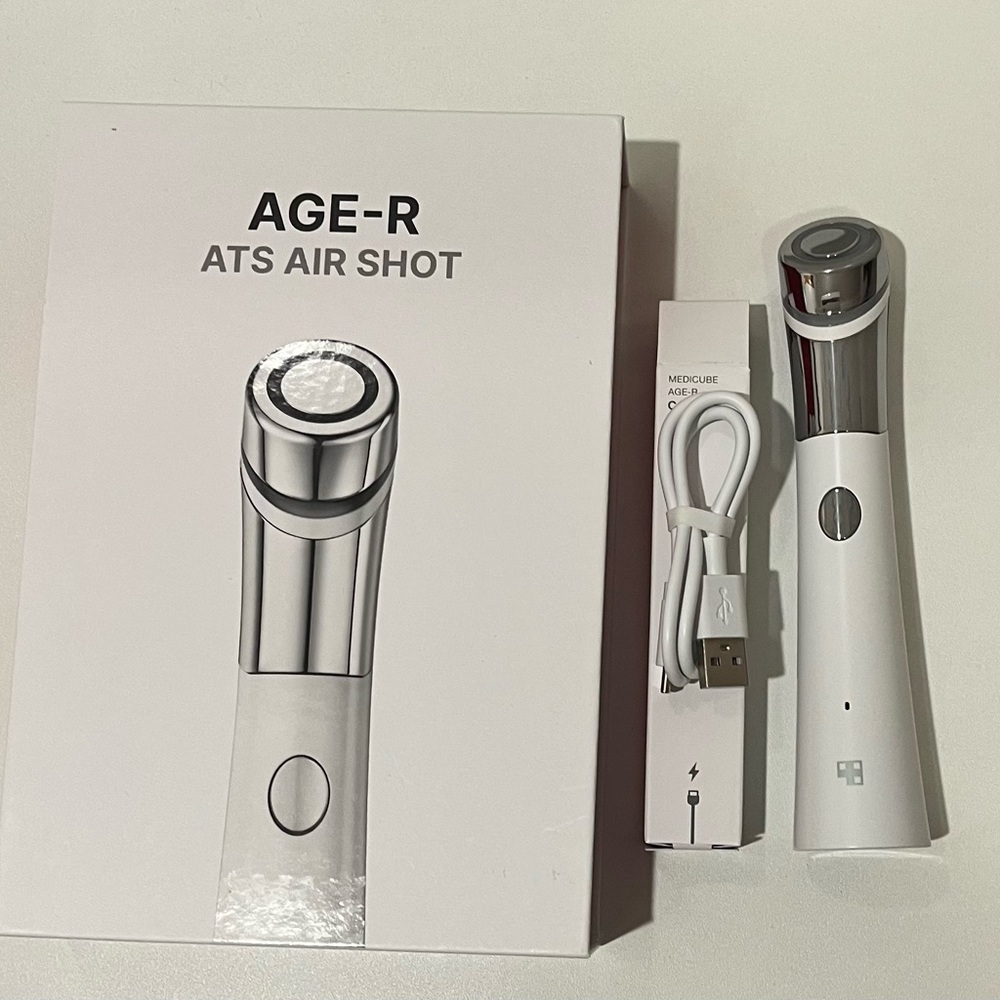 Medicube Air Shot Device